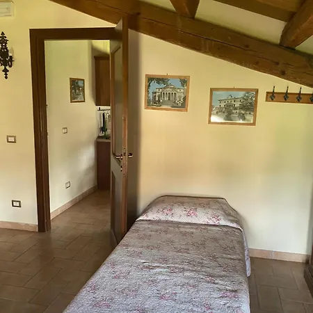 Parco Ducale לינה וארוחת בוקר