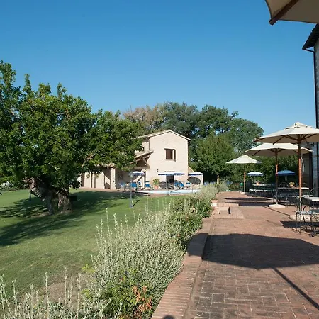 Nocleg ze śniadaniem Parco Ducale 4*