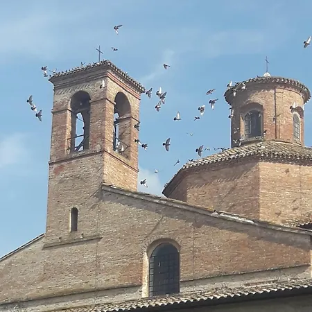 Parco Ducale לינה וארוחת בוקר 4*